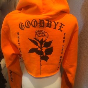 Cropped graphic hoodie